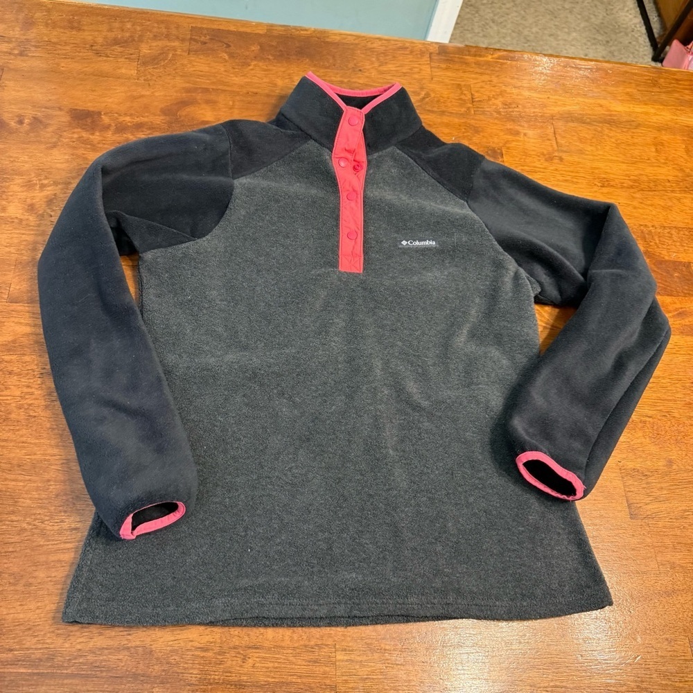 Columbia women’s Charcoal Coral Fleece snap pullover Jacket size medium